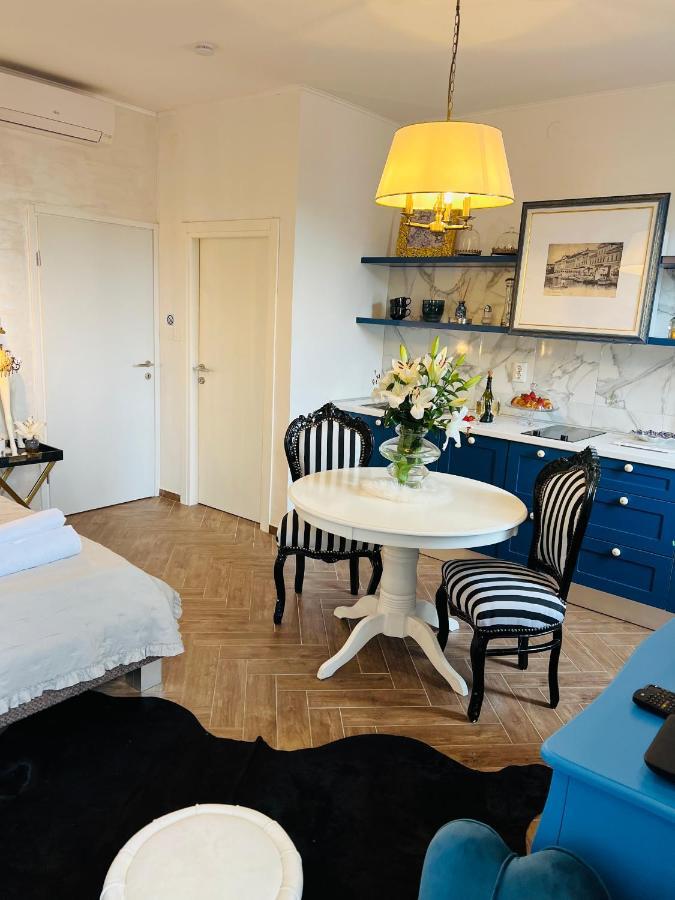 La Dolce Vita Luxury Apartments With Best Free Private Parking In City Center Пула Экстерьер фото