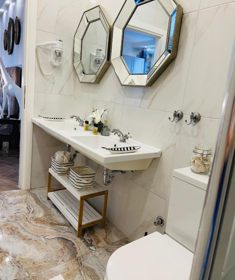 La Dolce Vita Luxury Apartments With Best Free Private Parking In City Center Пула Экстерьер фото