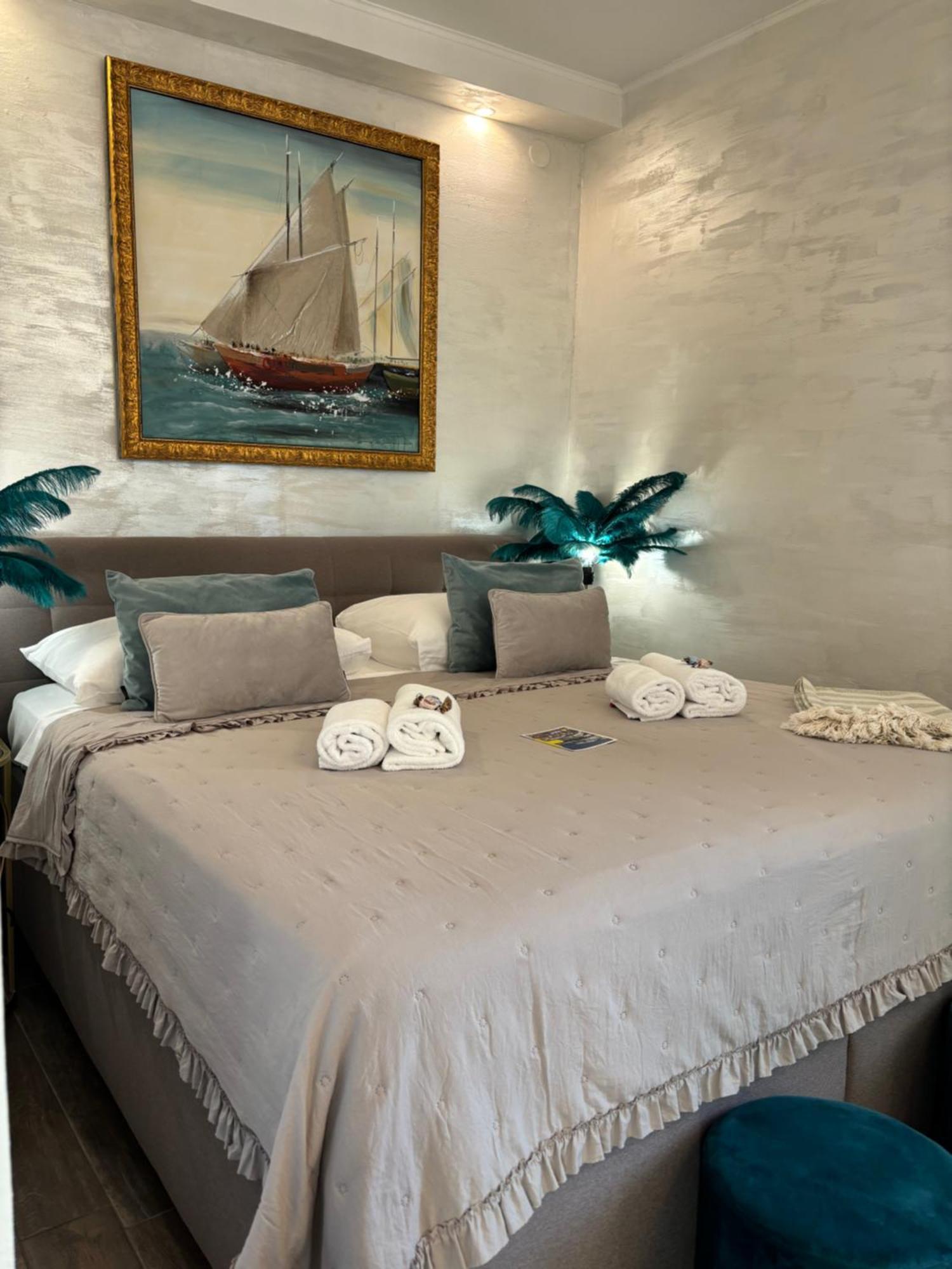 La Dolce Vita Luxury Apartments With Best Free Private Parking In City Center Пула Экстерьер фото